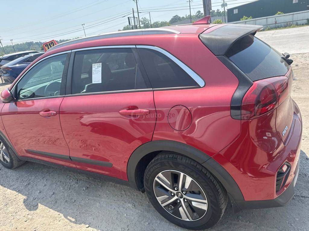 Kia Niro - фото 12