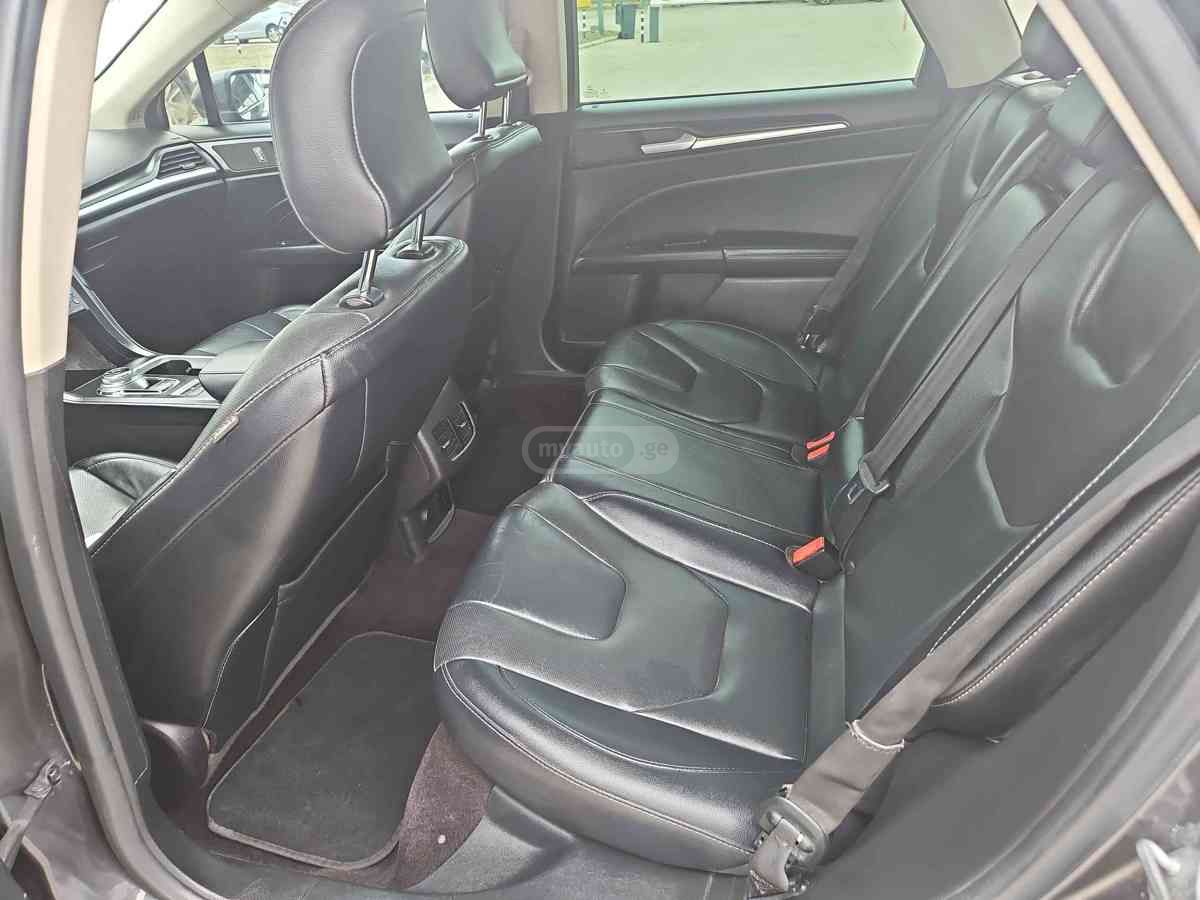 Ford Fusion - фото 11