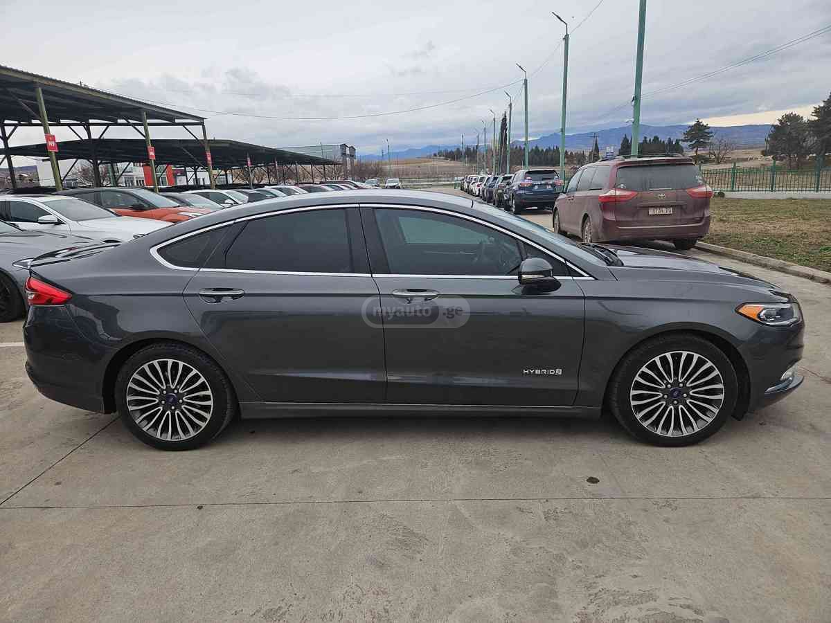 Ford Fusion - фото 6