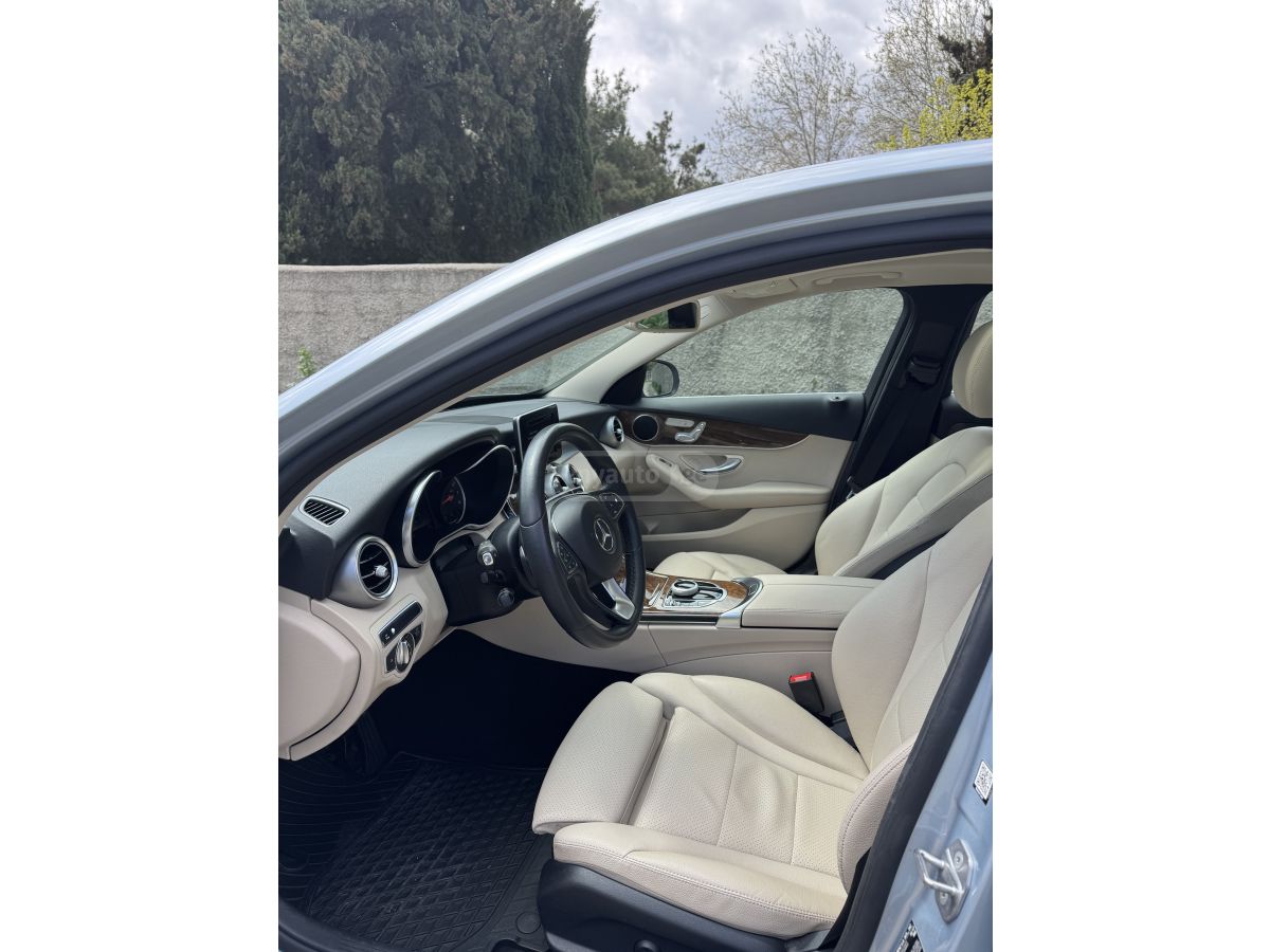 Mercedes-Benz C 300 - фото 6
