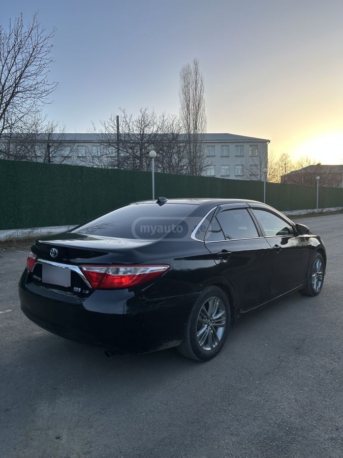 Toyota Camry - фото 5