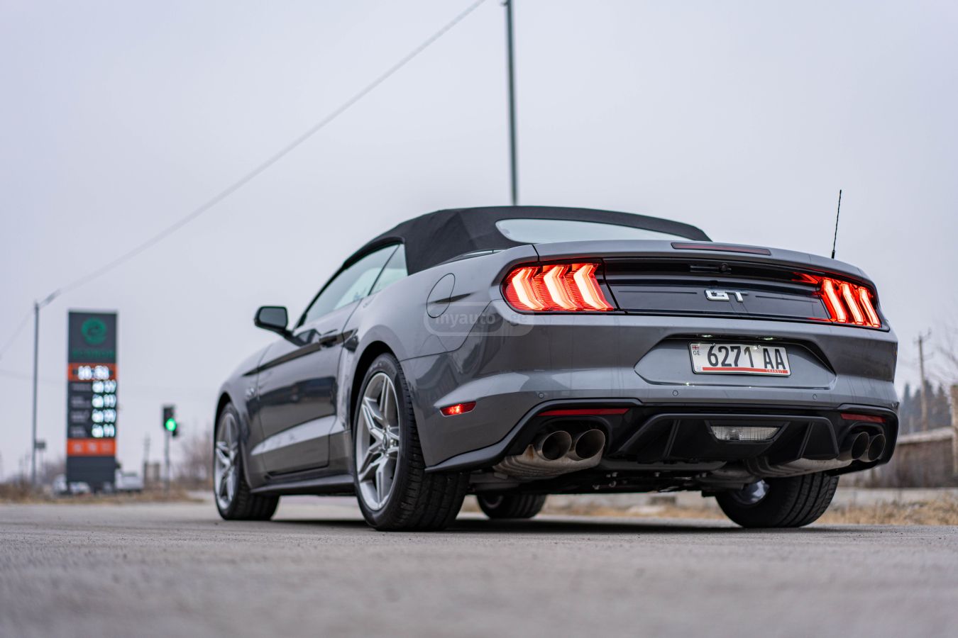 Ford EcoBoost Premium 2dr Convertib — миниатюра 3