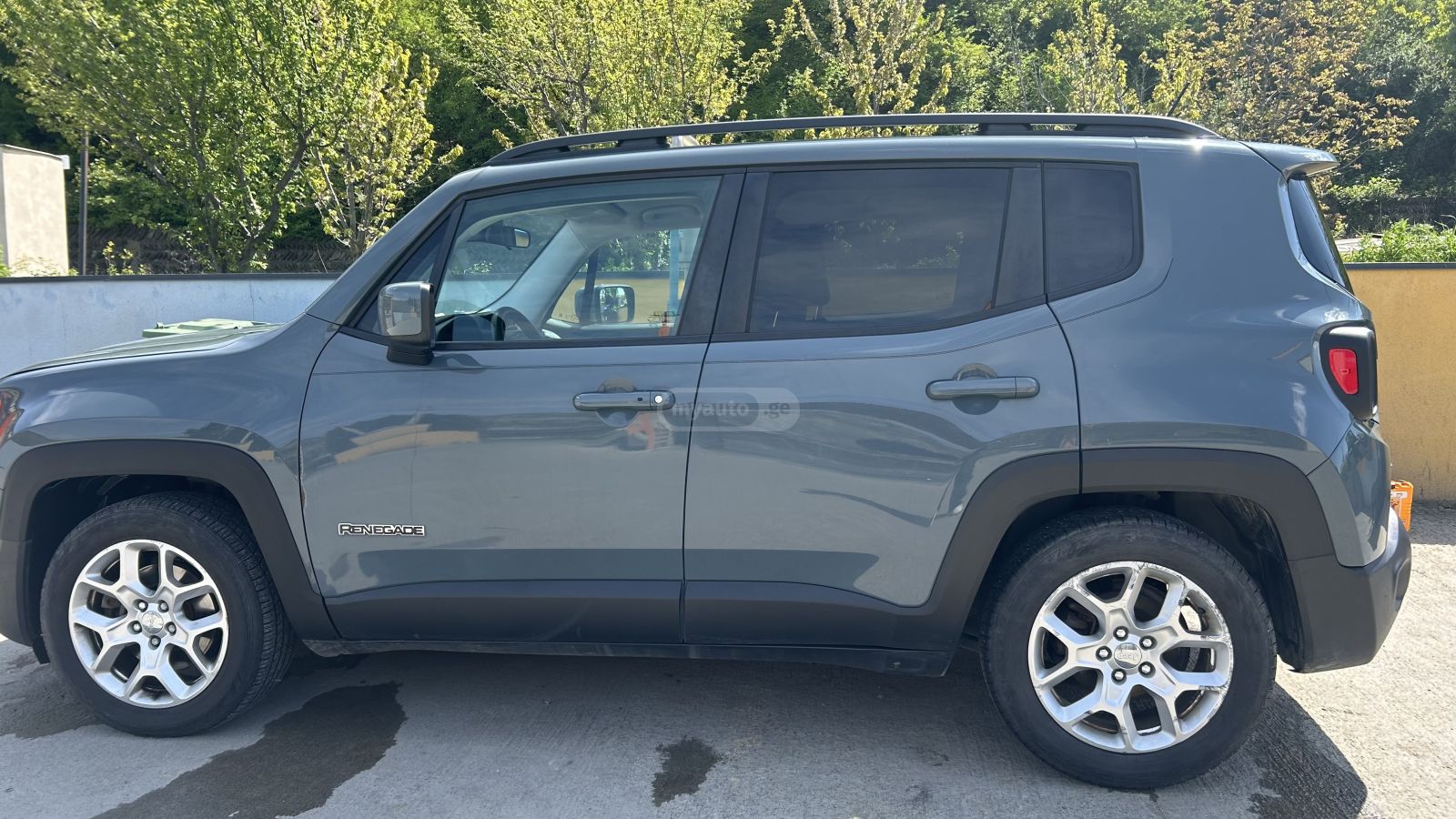 Jeep Renegade - фото 4