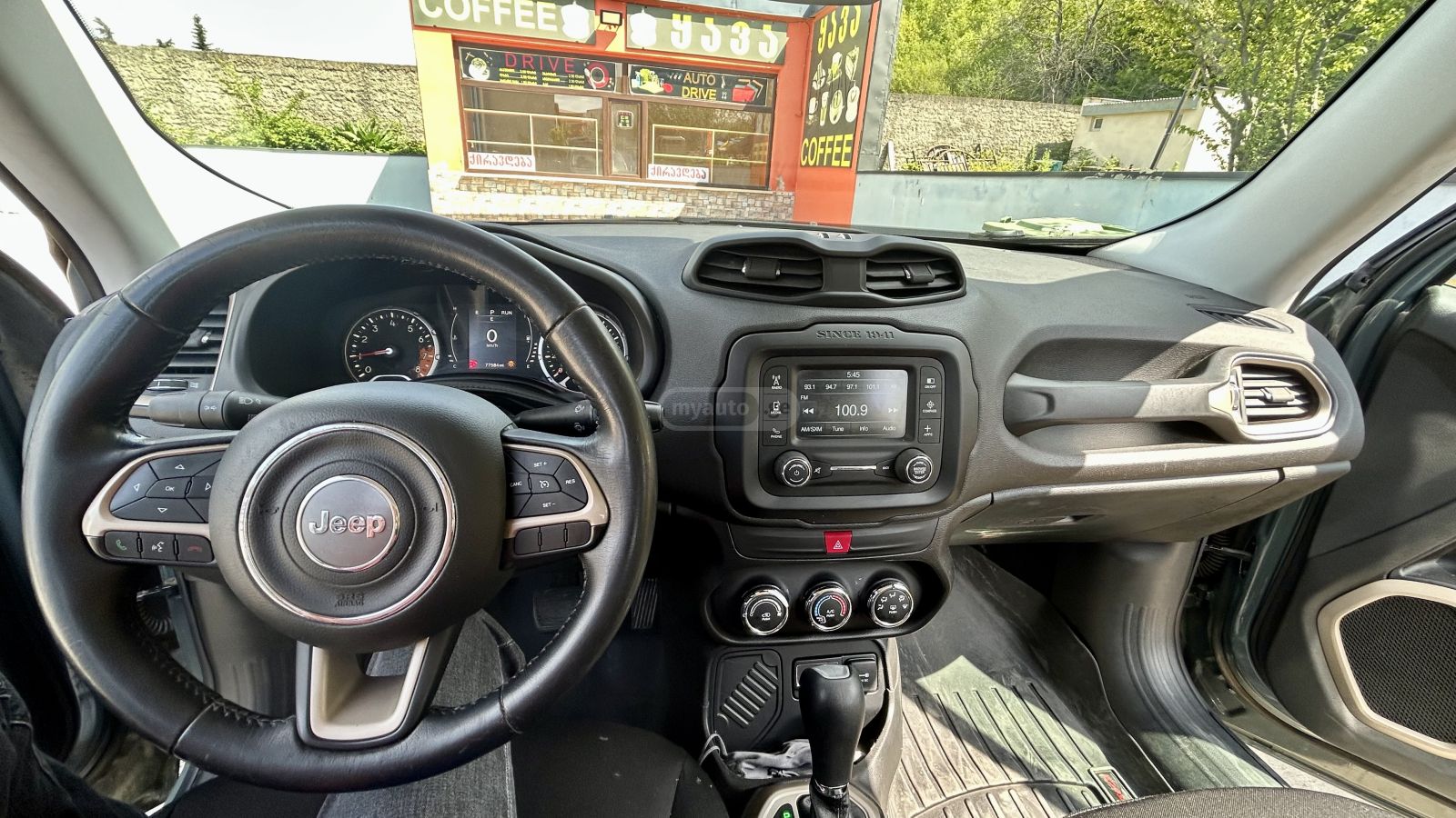 Jeep Renegade - фото 5
