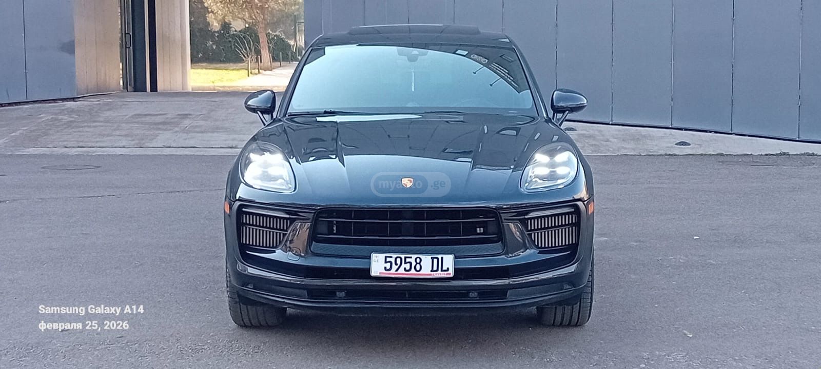 Porsche Macan - фото 1