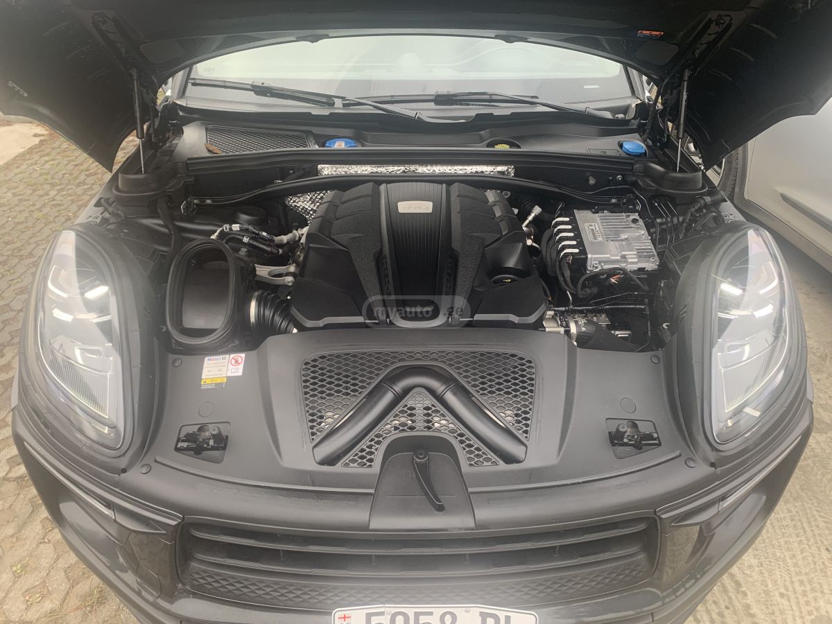 Porsche Macan - фото 10