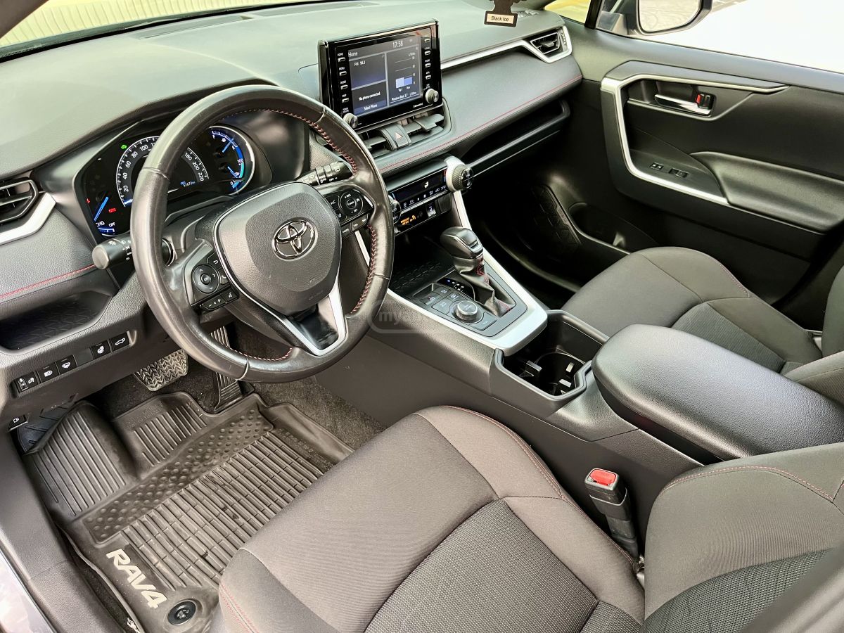 Toyota RAV 4 - фото 7