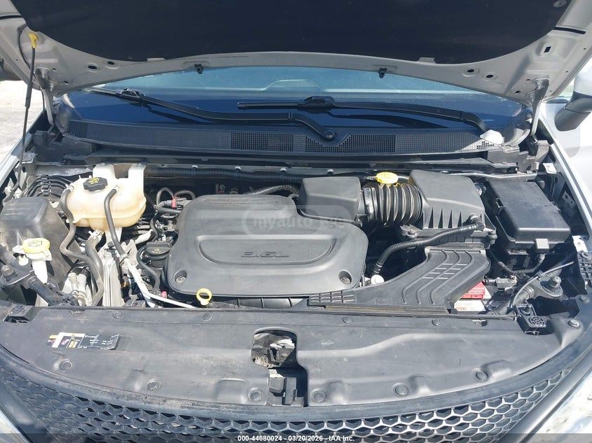 Chrysler Voyager 2023 — миниатюра 10