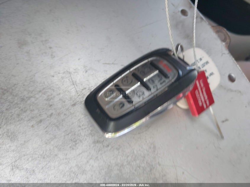 Chrysler Voyager 2023 — миниатюра 11