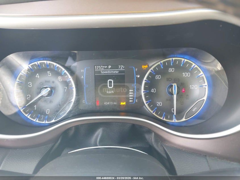 Chrysler Voyager 2023 — миниатюра 7