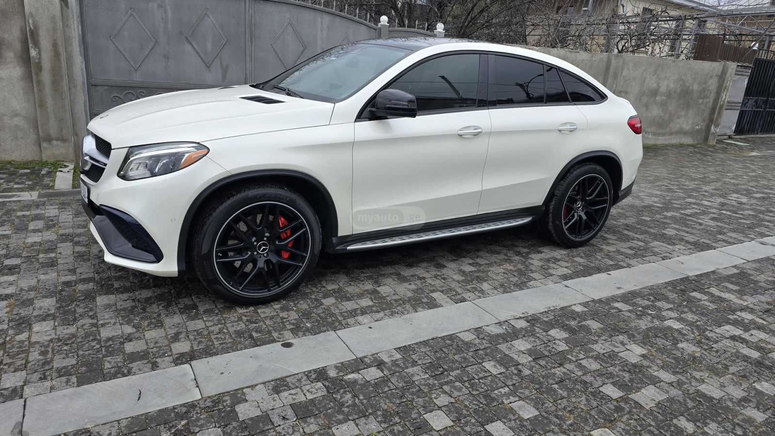 Mercedes-Benz GLE 63 AMG - фото 3