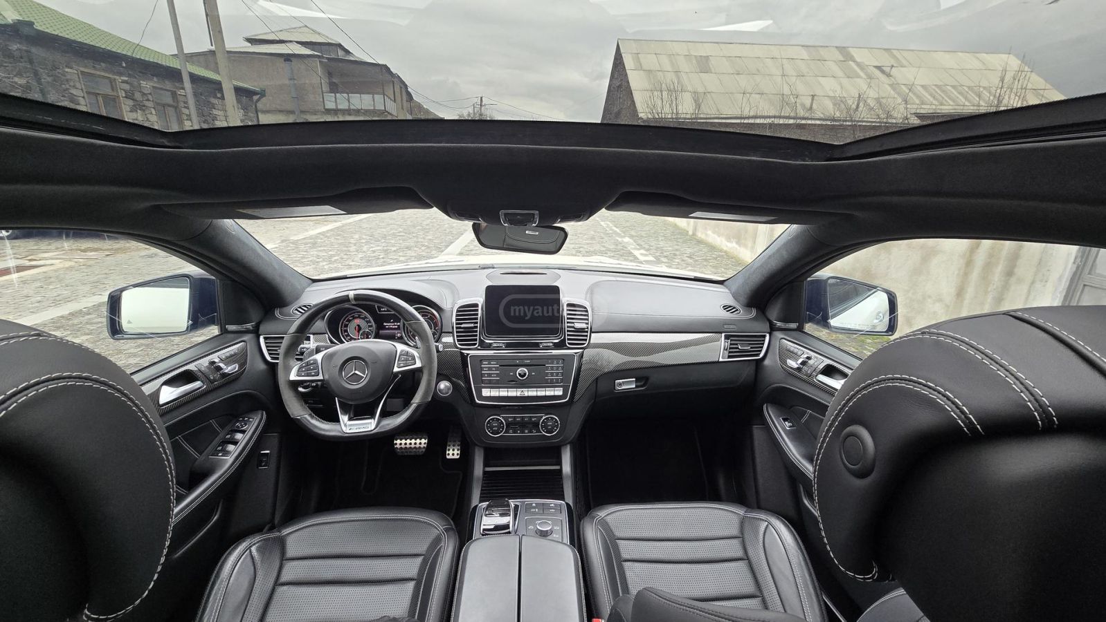 Mercedes-Benz GLE 63 AMG - фото 6