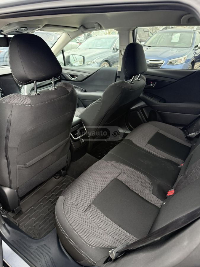 Subaru Outback - фото 8