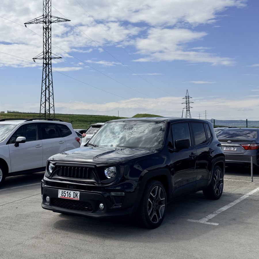 Jeep Renegade - фото 2