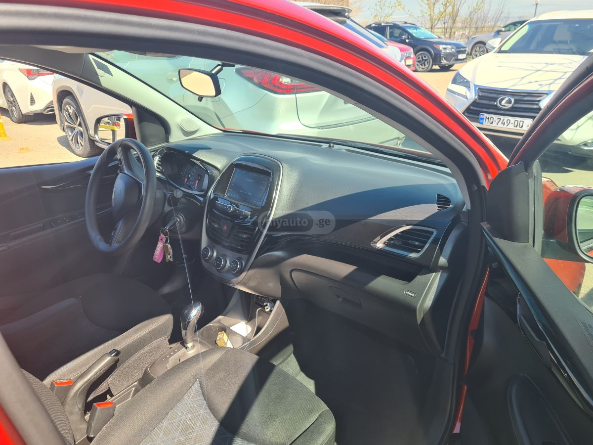 Chevrolet Spark - фото 6