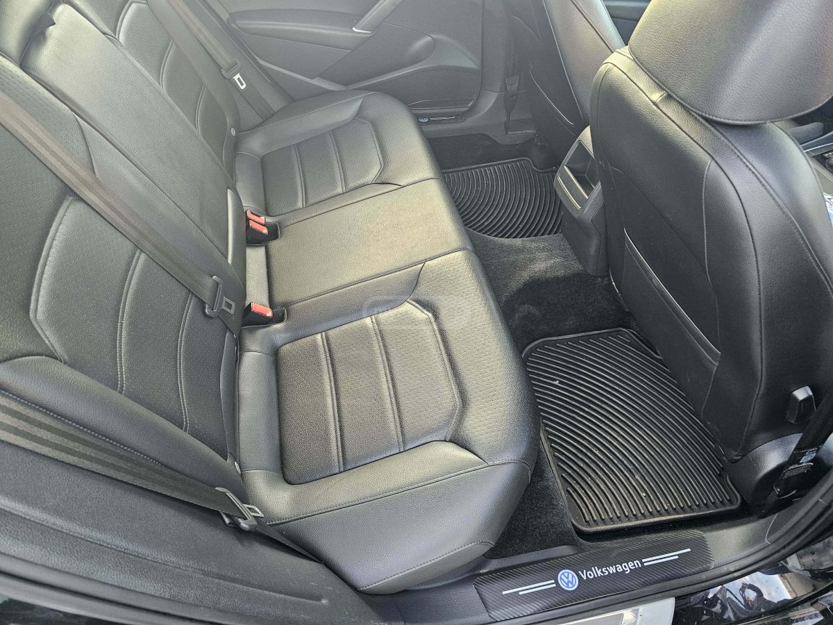 Volkswagen Passat - фото 3