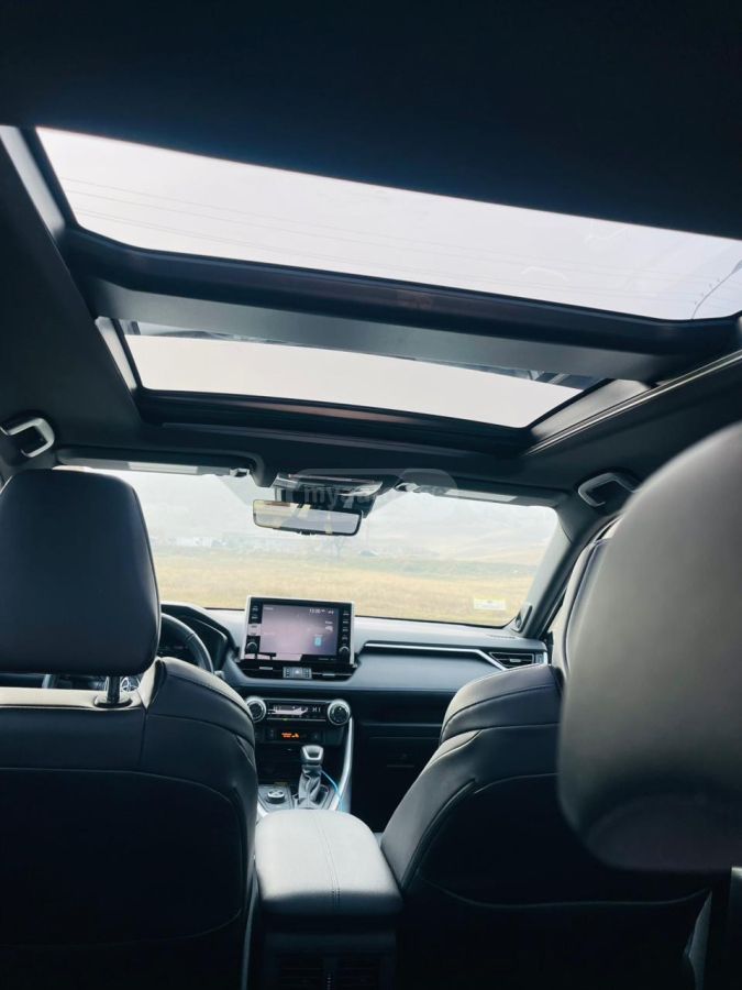 Toyota RAV 4 - фото 12