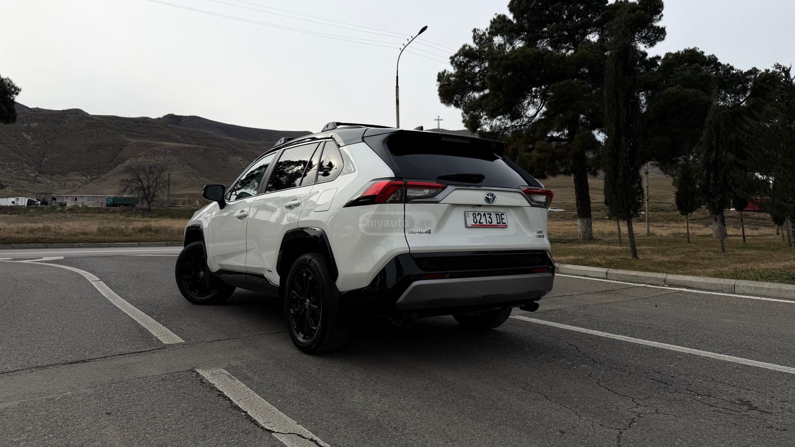 Toyota RAV 4 - фото 4