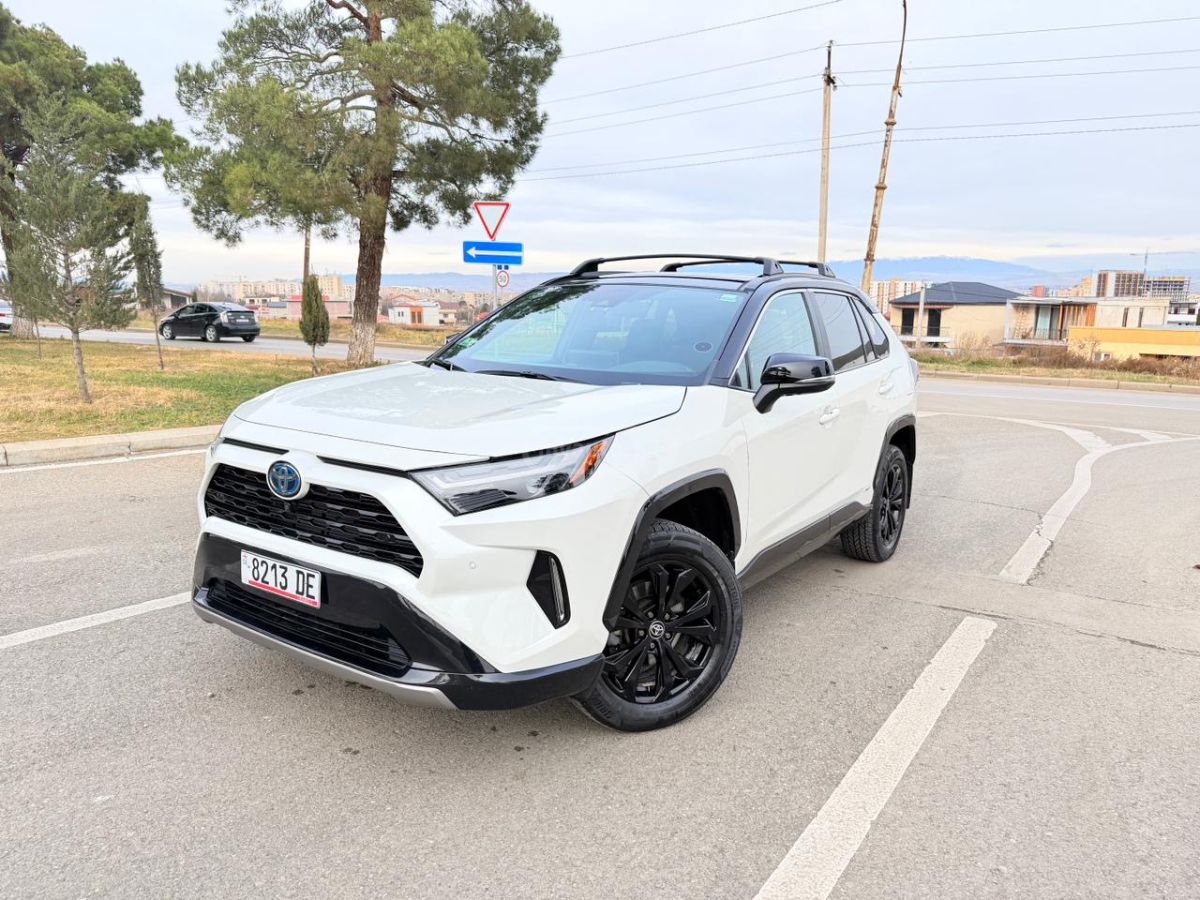 Toyota RAV 4 - фото 7
