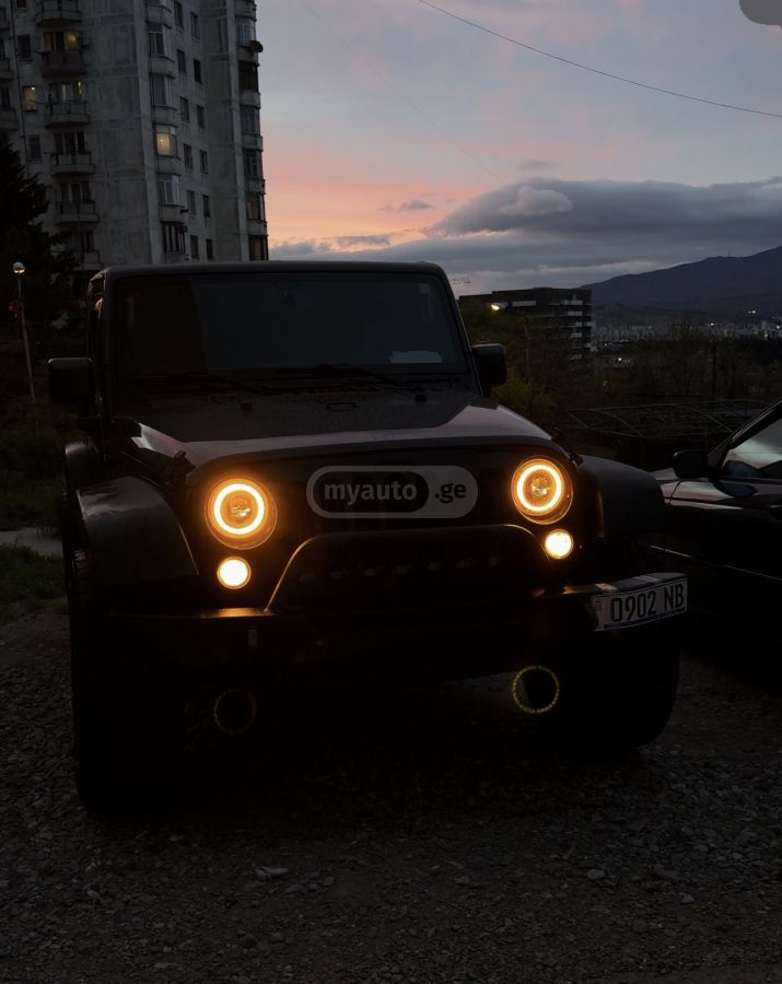 Jeep Wrangler - фото 2