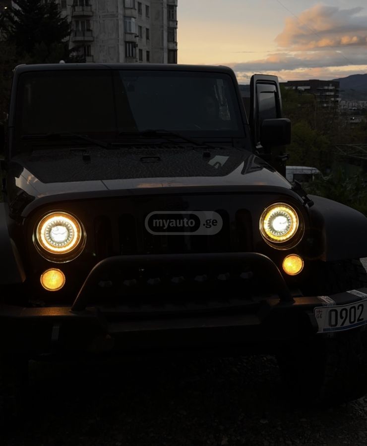 Jeep Wrangler - фото 9