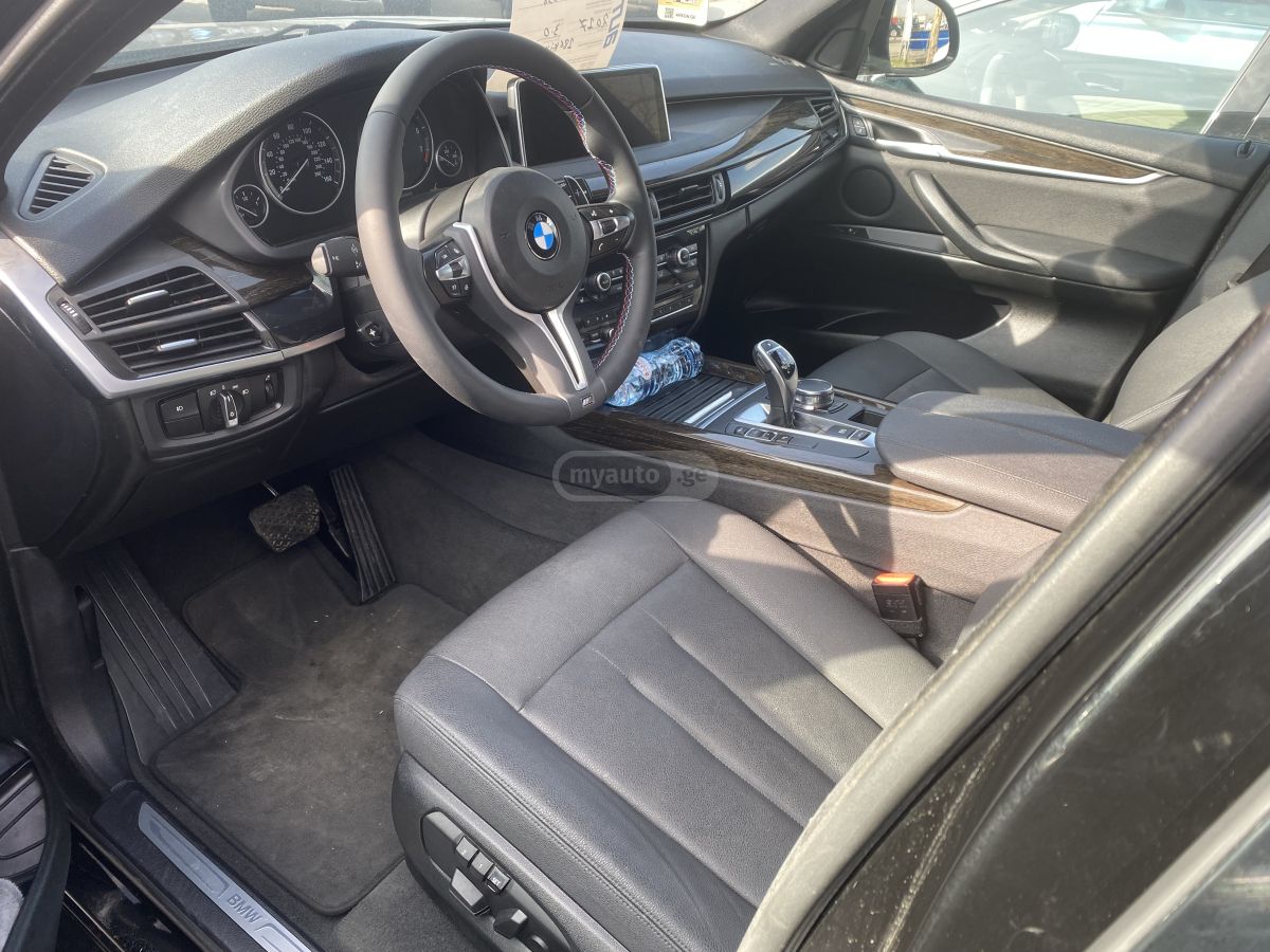BMW X5 - фото 12
