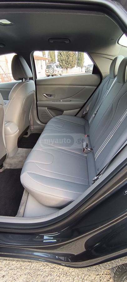 Hyundai SEL 4dr Sedan CVT — миниатюра 12