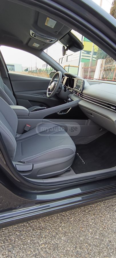 Hyundai SEL 4dr Sedan CVT — миниатюра 13