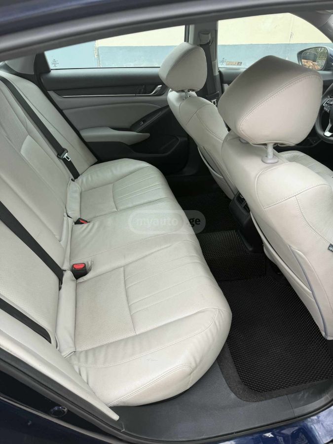 Honda Accord - фото 11