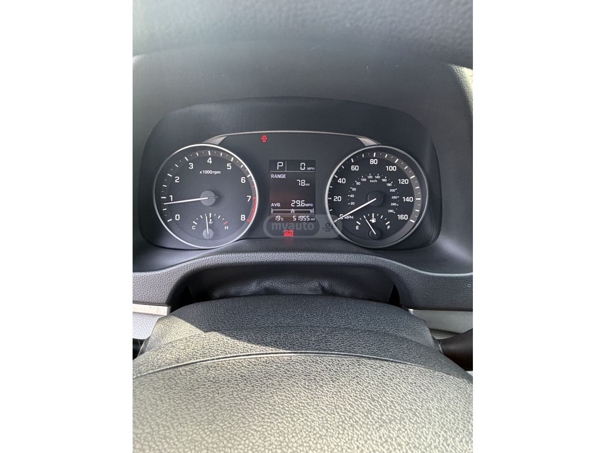 Hyundai Elantra - фото 9