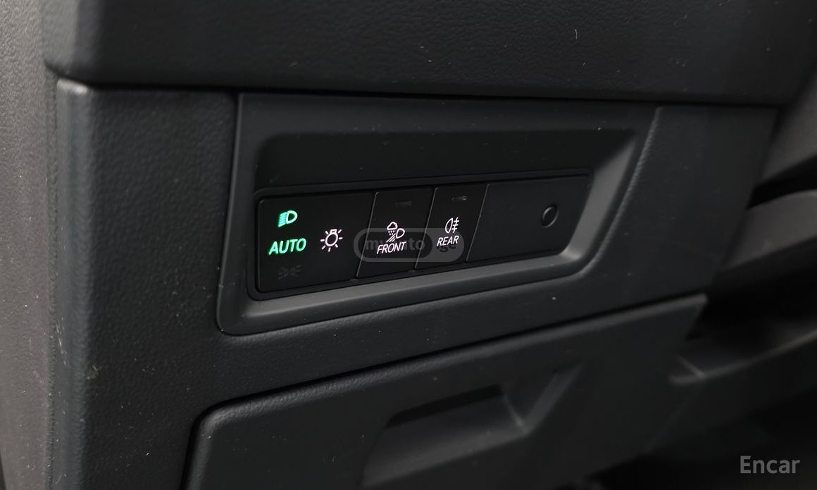 Volkswagen Touareg - фото 12