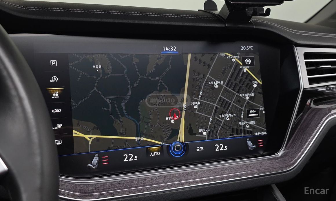 Volkswagen Touareg - фото 13