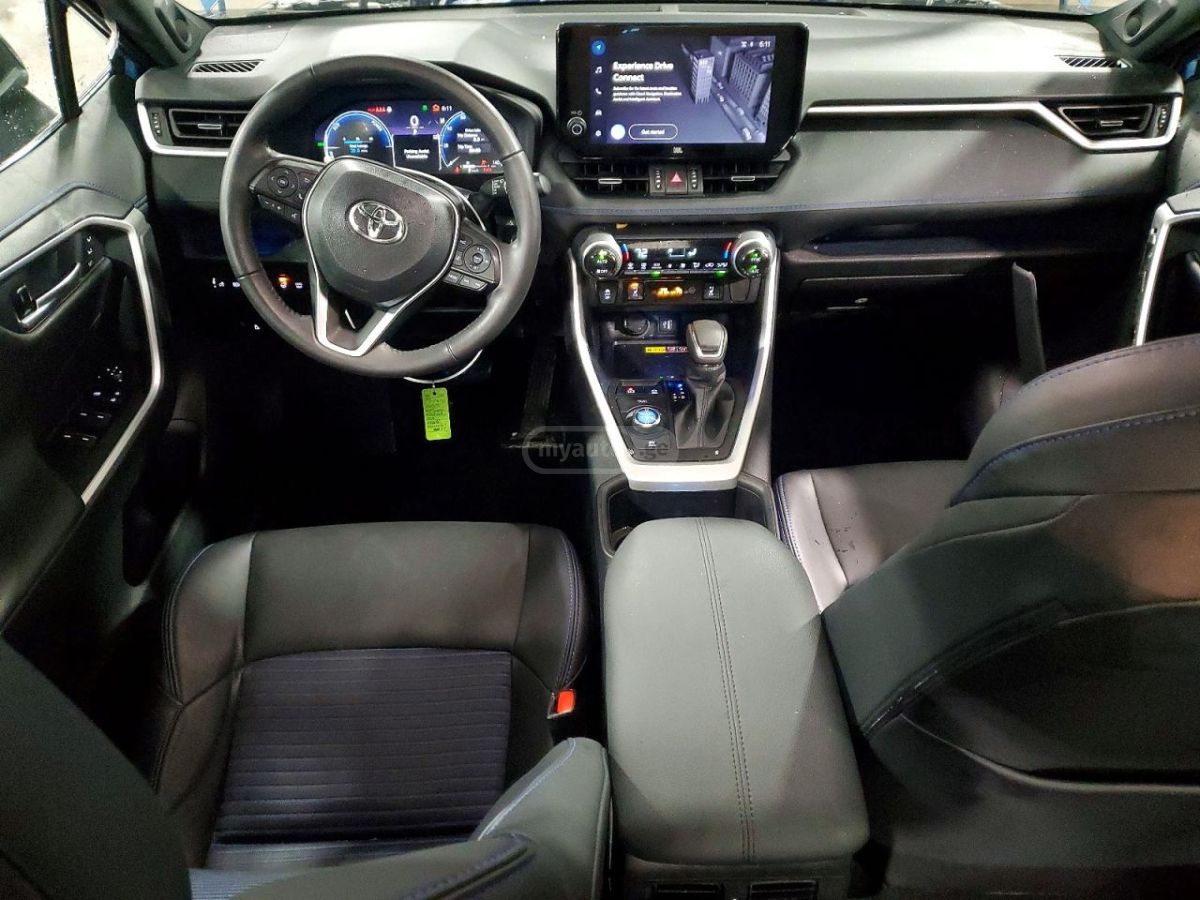 Toyota RAV 4 - фото 9