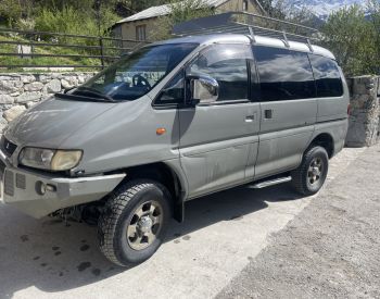 Mitsubishi Delica