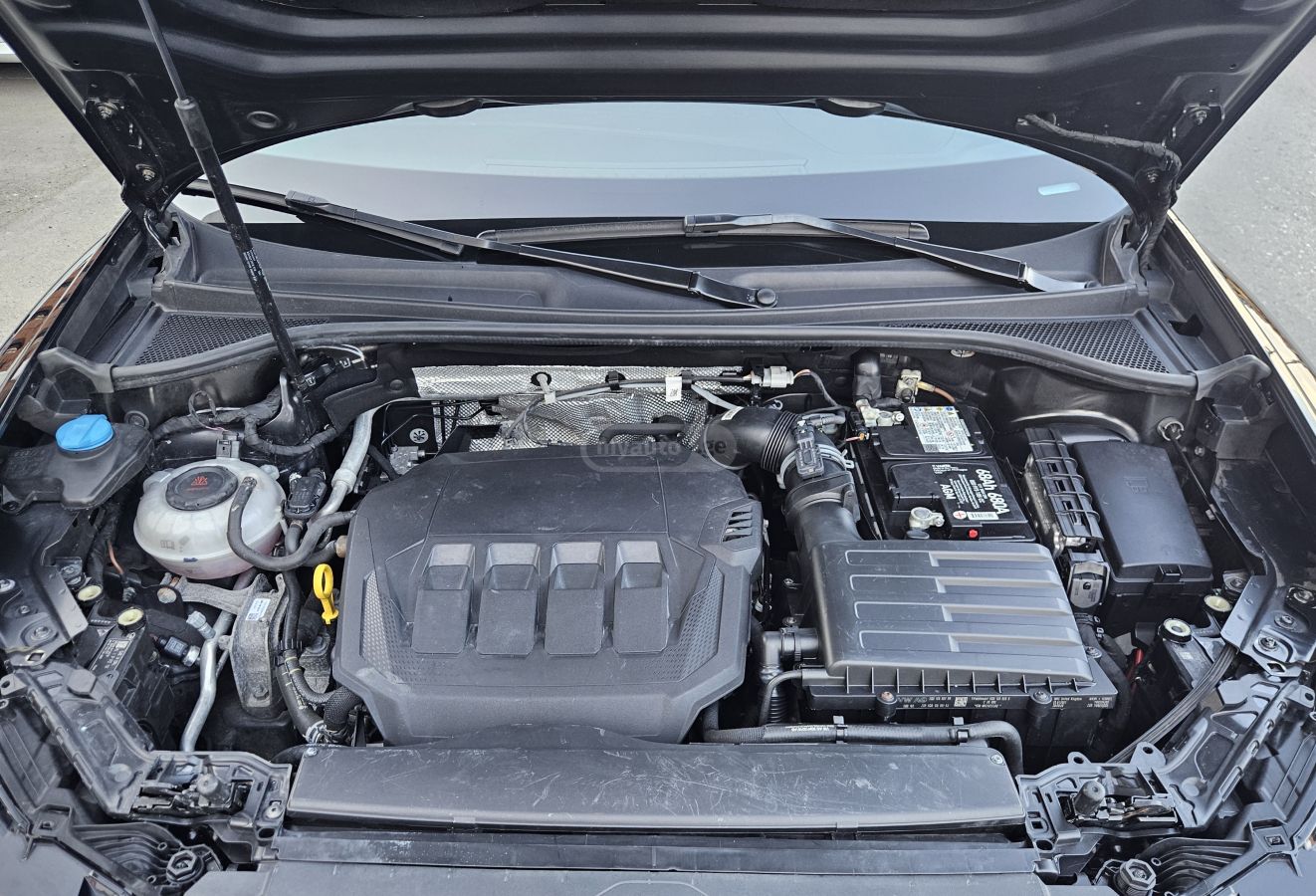 Audi Q3 - фото 12