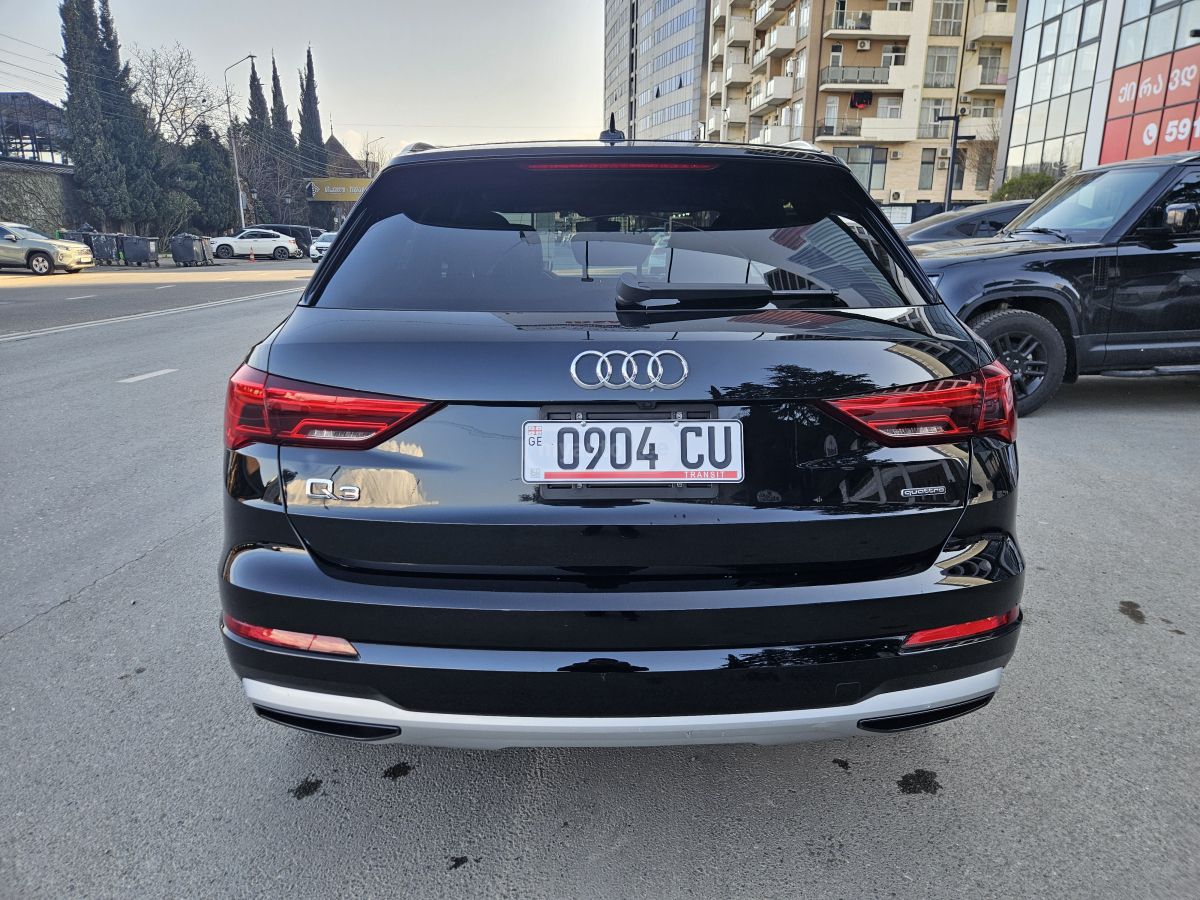 Audi Q3 - фото 5