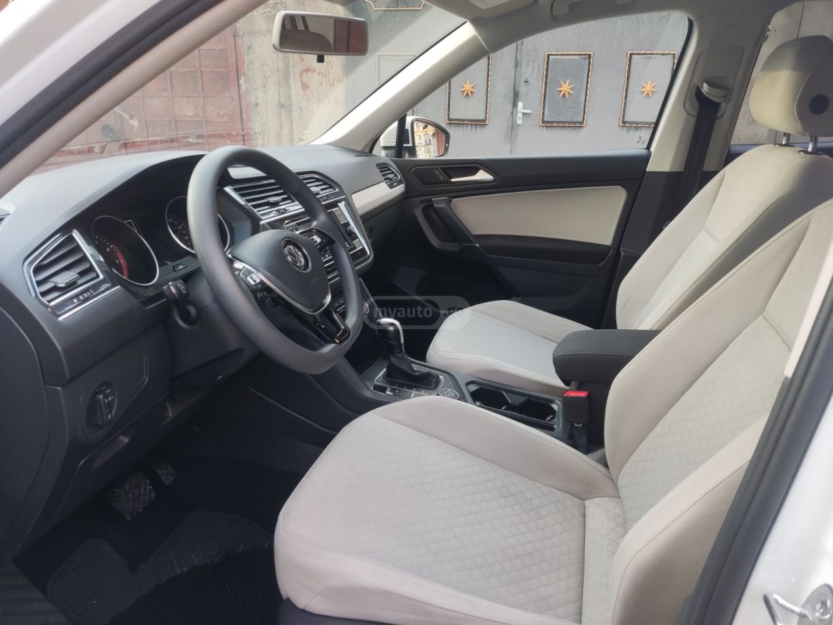 Volkswagen Tiguan - фото 10