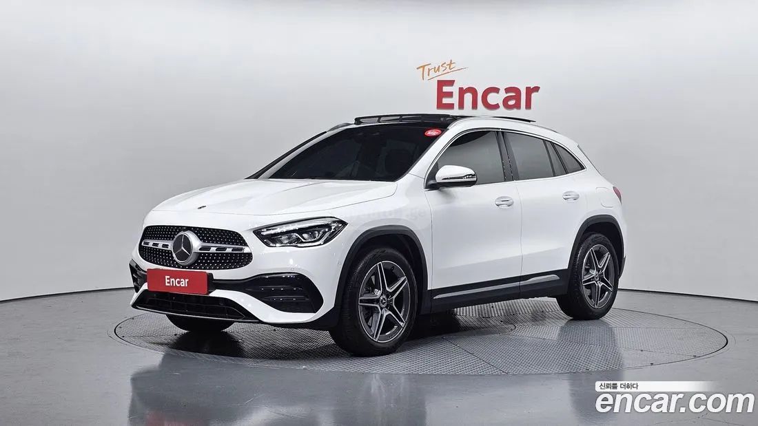 Mercedes-Benz GLA 45 AMG 2023 — миниатюра 1