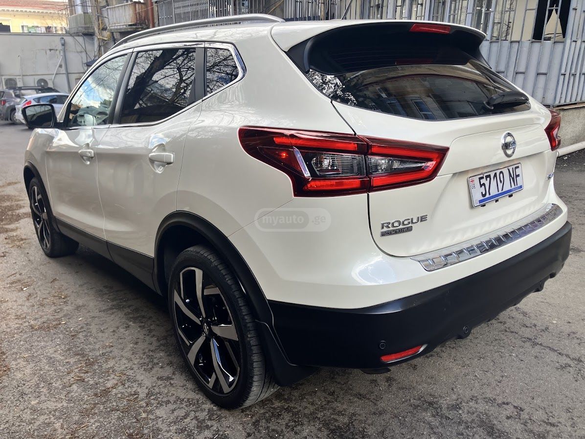 Nissan Rogue Sport SL 4dr All-Wheel Drive CVT 2022 — миниатюра 5