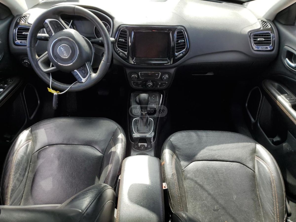 Jeep Compass - фото 7