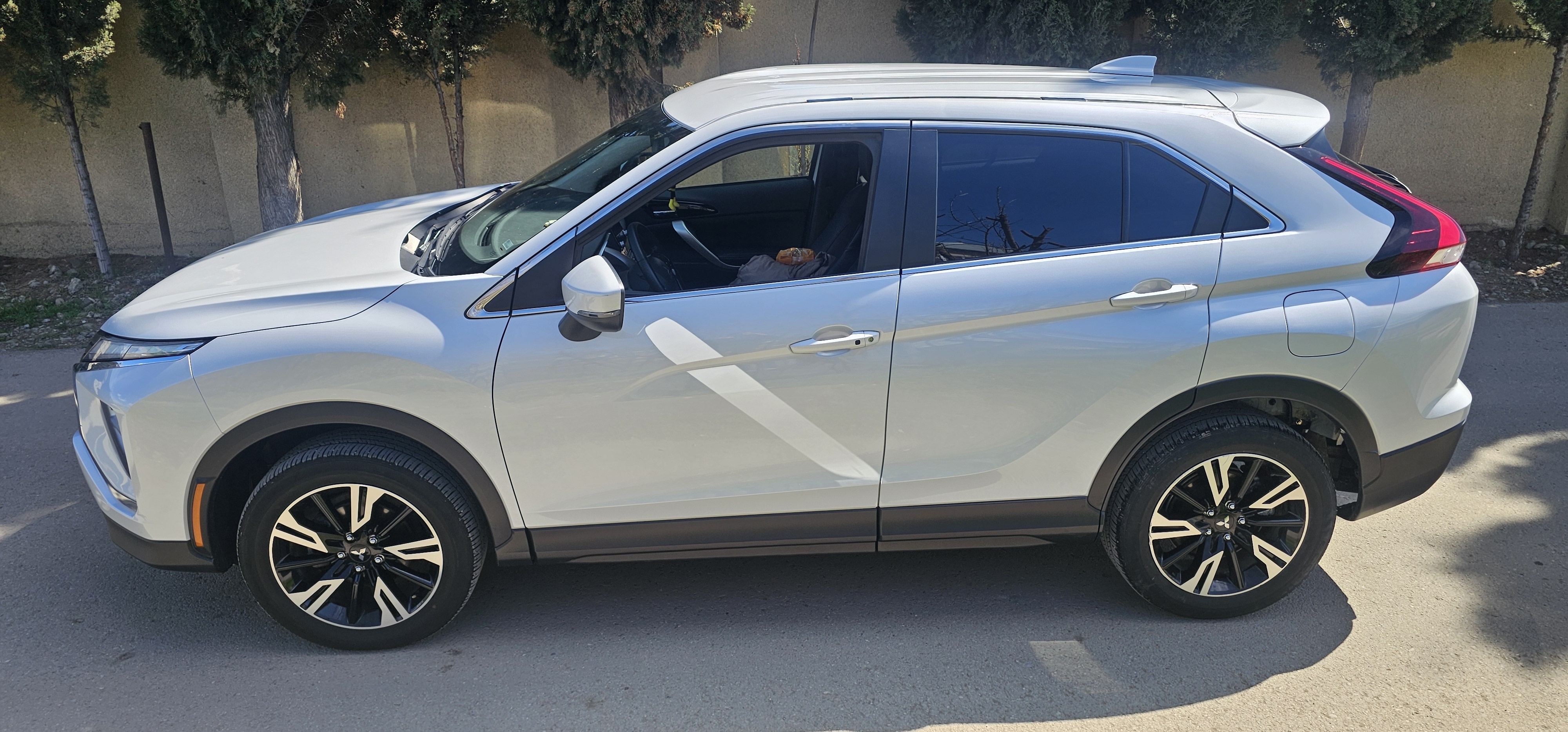 Mitsubishi Eclipse Cross - фото 3