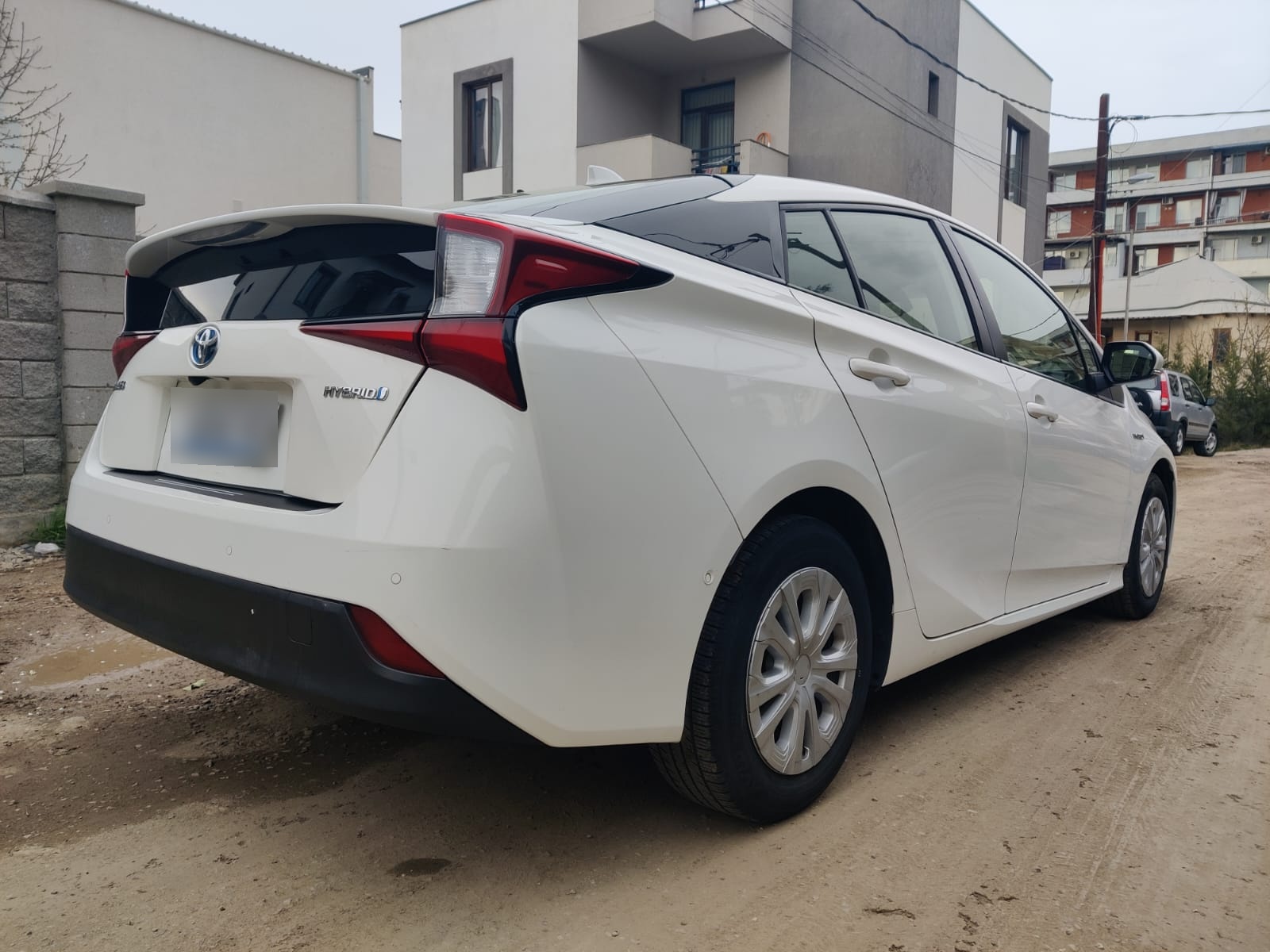 Toyota Prius - фото 3