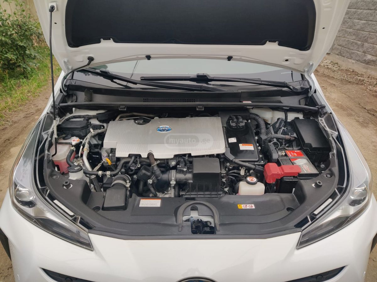 Toyota Prius - фото 7