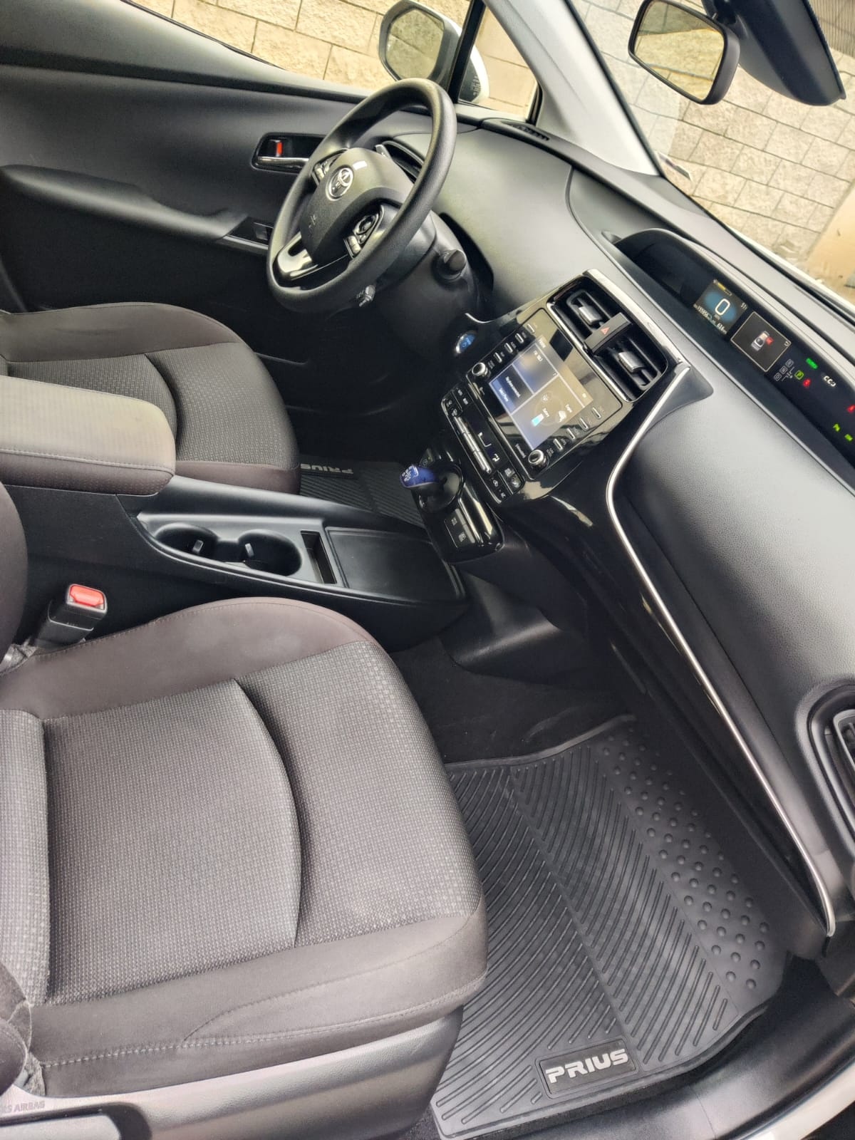 Toyota Prius - фото 9