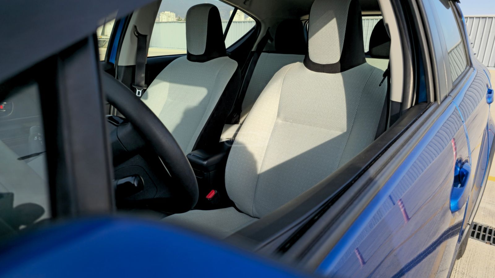 Toyota Prius C - фото 10