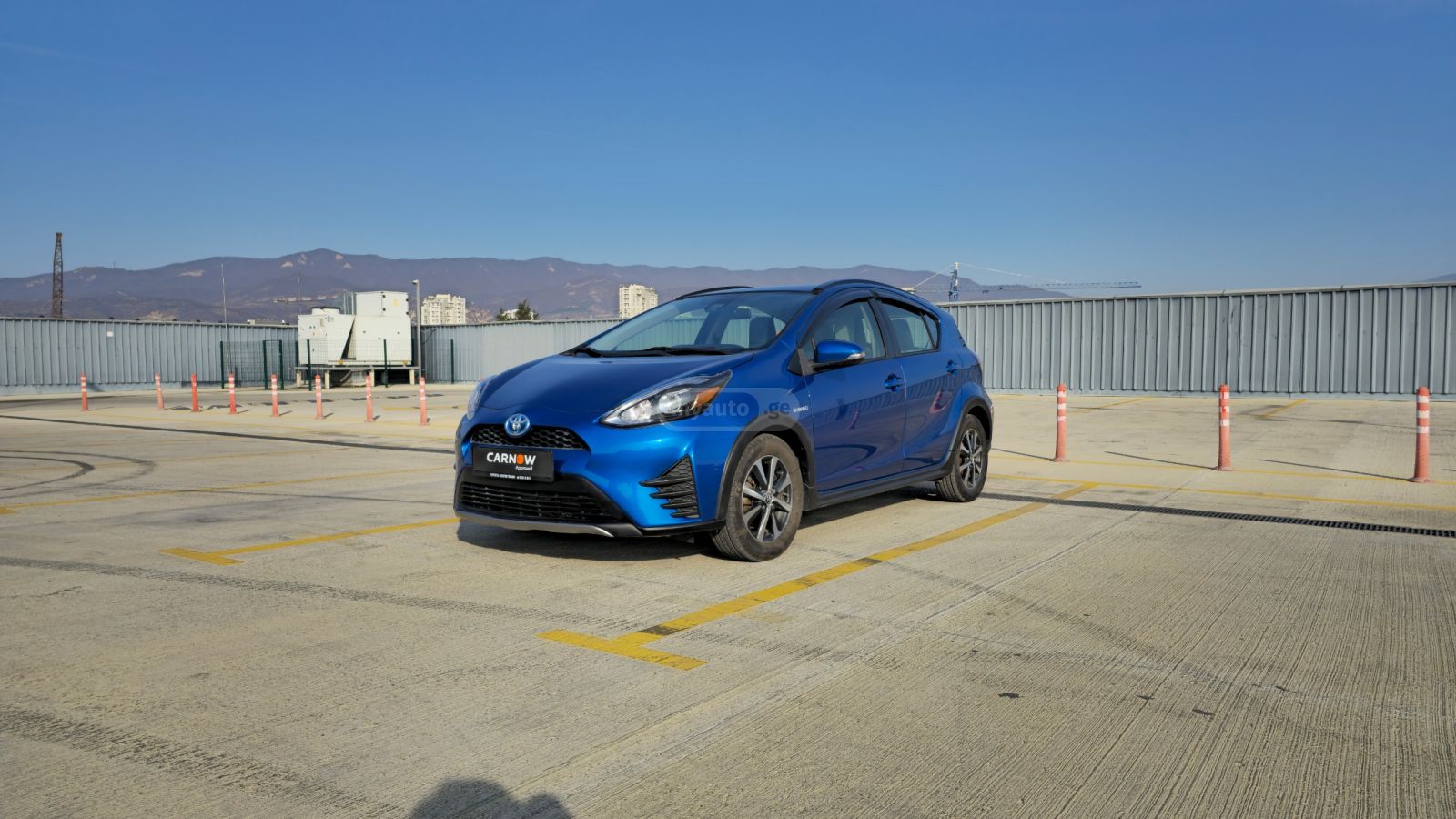 Toyota Prius C - фото 3