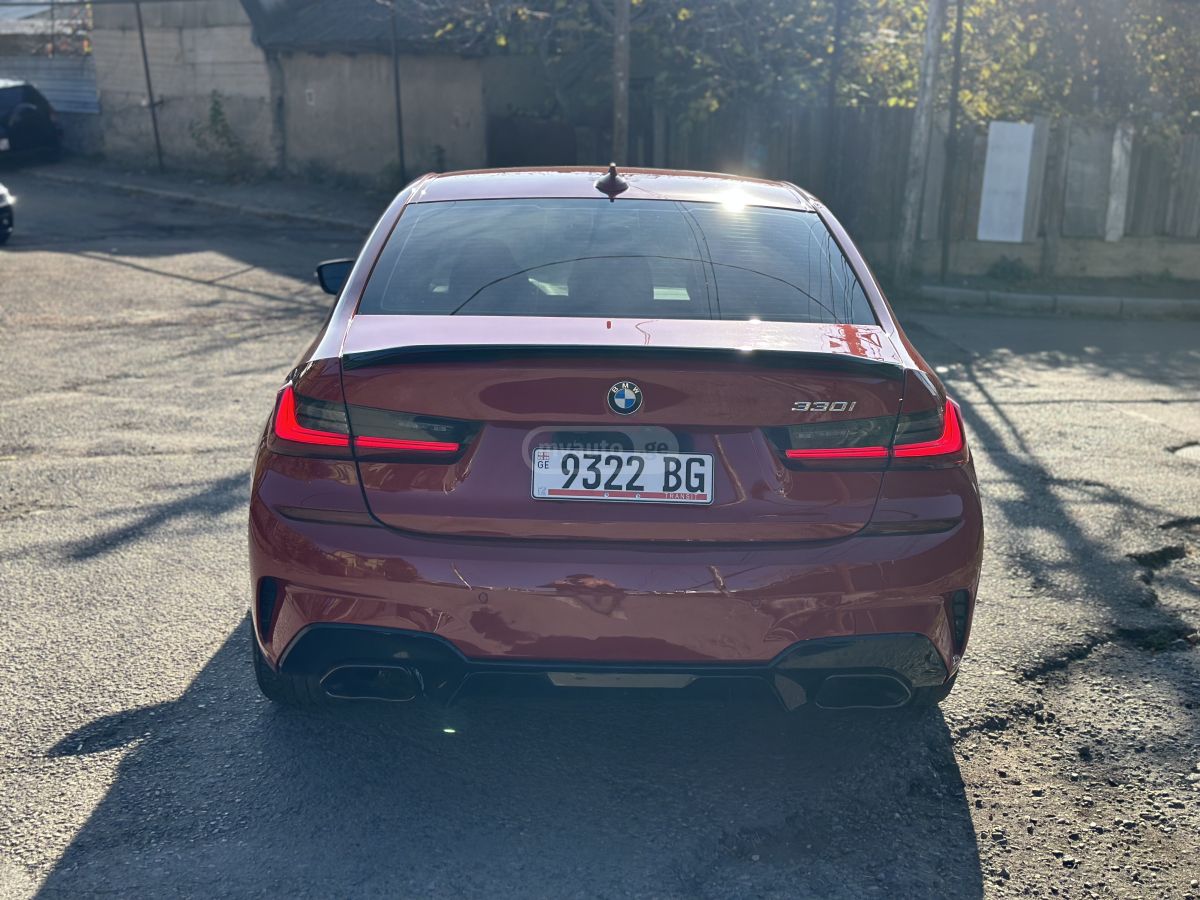 BMW Base 4dr Rear-Wheel Drive Seda — миниатюра 3