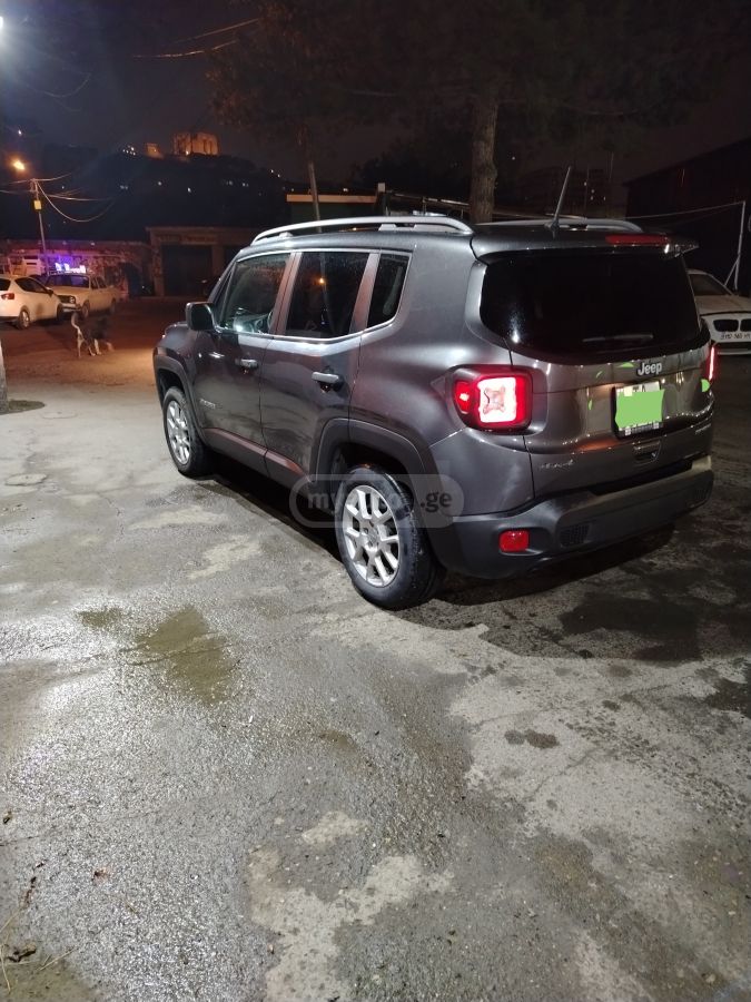 Jeep Renegade - фото 4