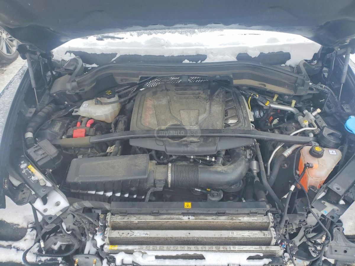 Alfa Romeo Stelvio - фото 11