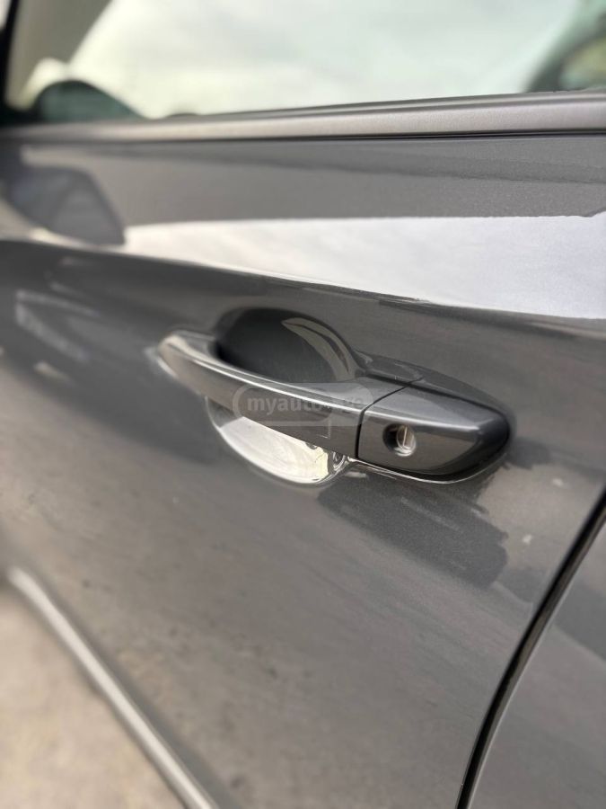 Hyundai Limited 4dr Front-Wheel Drive — миниатюра 14